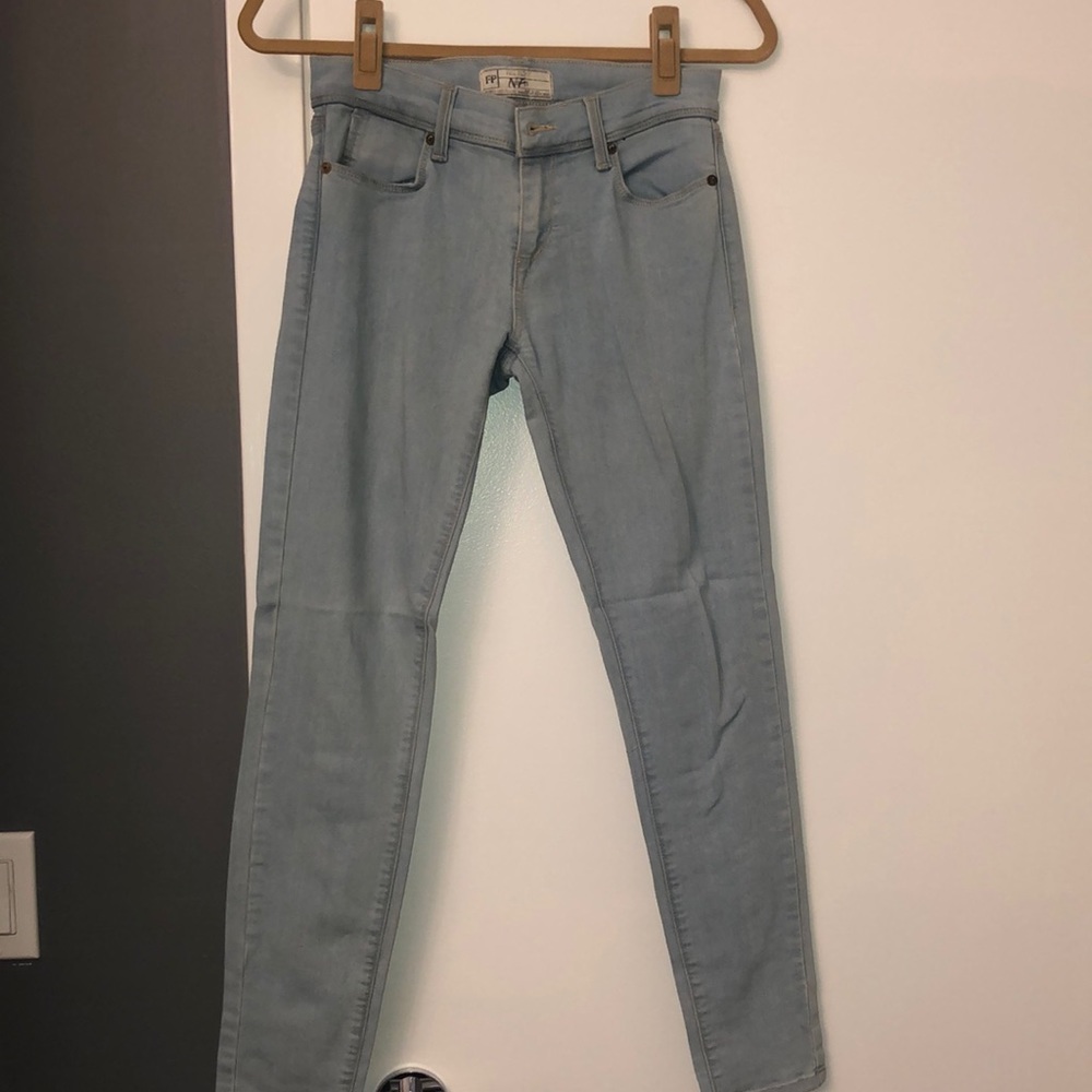 Light wash free people skinny jeans